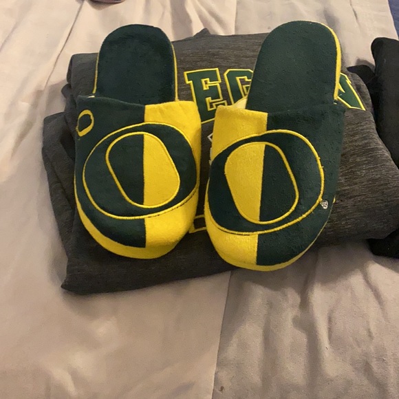 Huge Oregon Ducks bundle - Picture 6 of 6